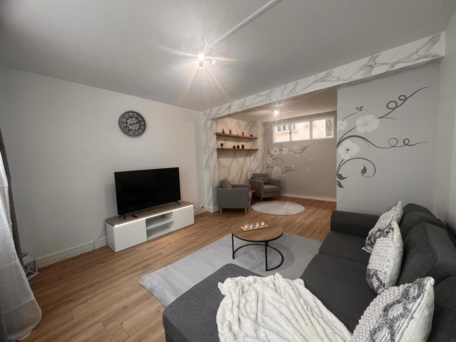 Appartement Paris Grenelle - Hala Paris Eksteriør billede